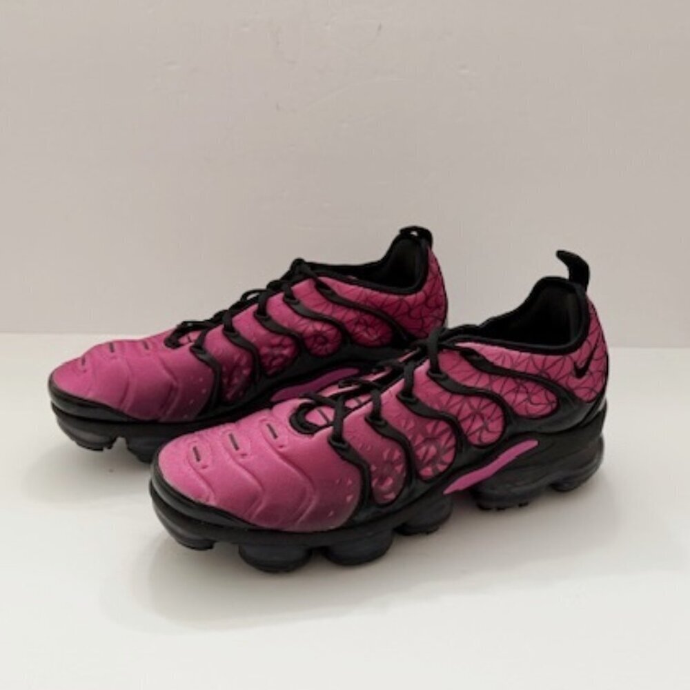 Nike Air VaporMax Plus Geometric Active Fuchsia Black Shoes Sneakers Men’s 10.5